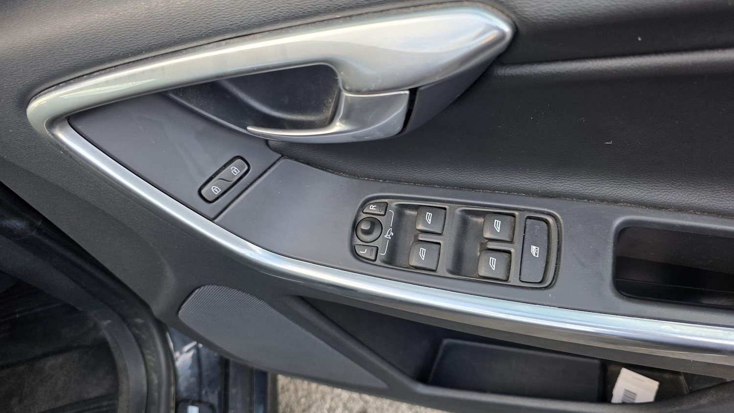 Used Volvo XC60 2016 for sale - 76380520: Photo 32