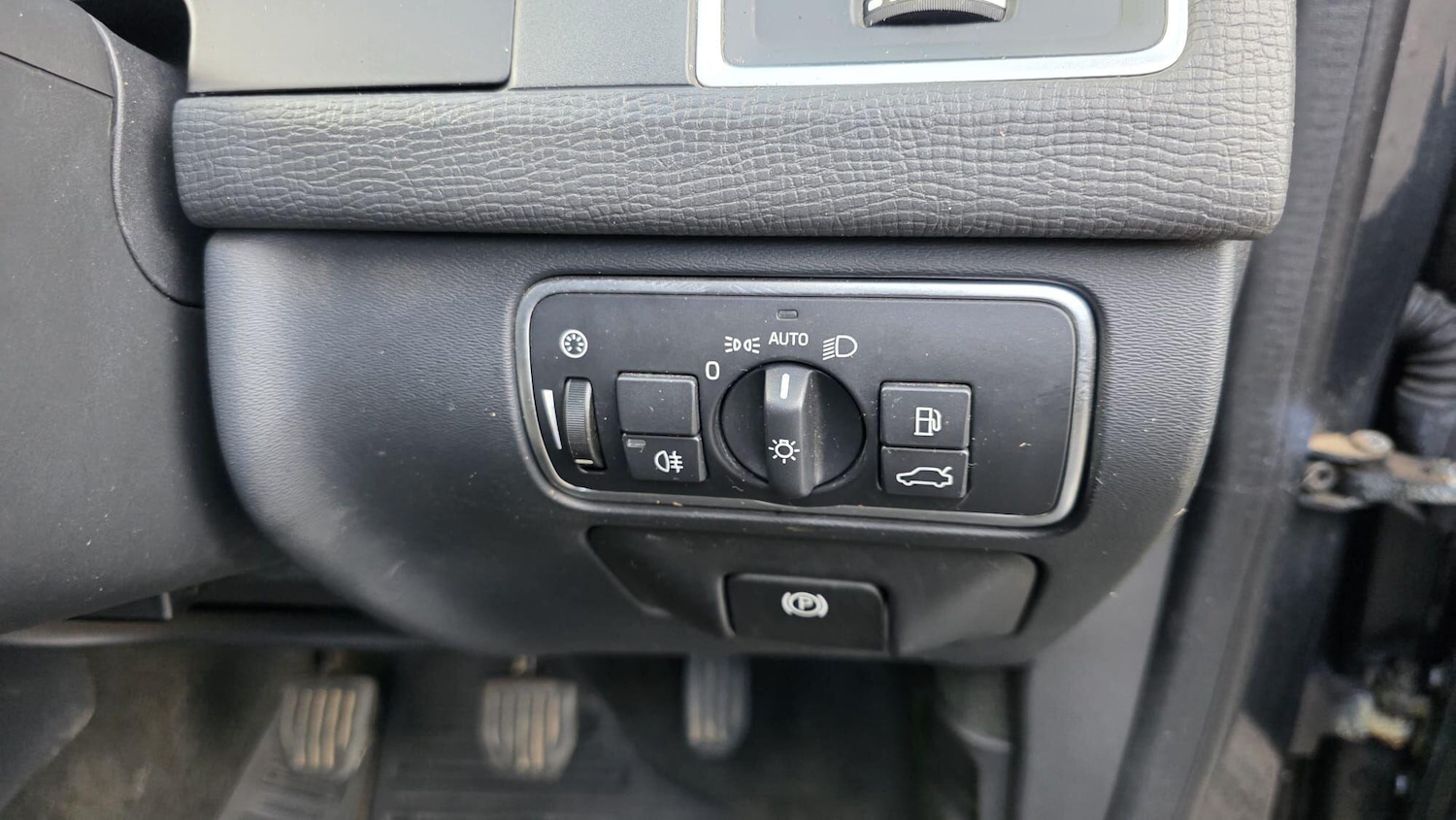 Used Volvo XC60 2016 for sale - 76380520: Photo 33