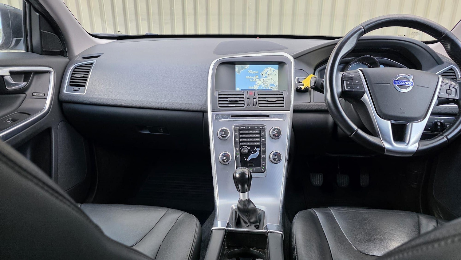 Used Volvo XC60 2016 for sale - 76380520: Photo 35