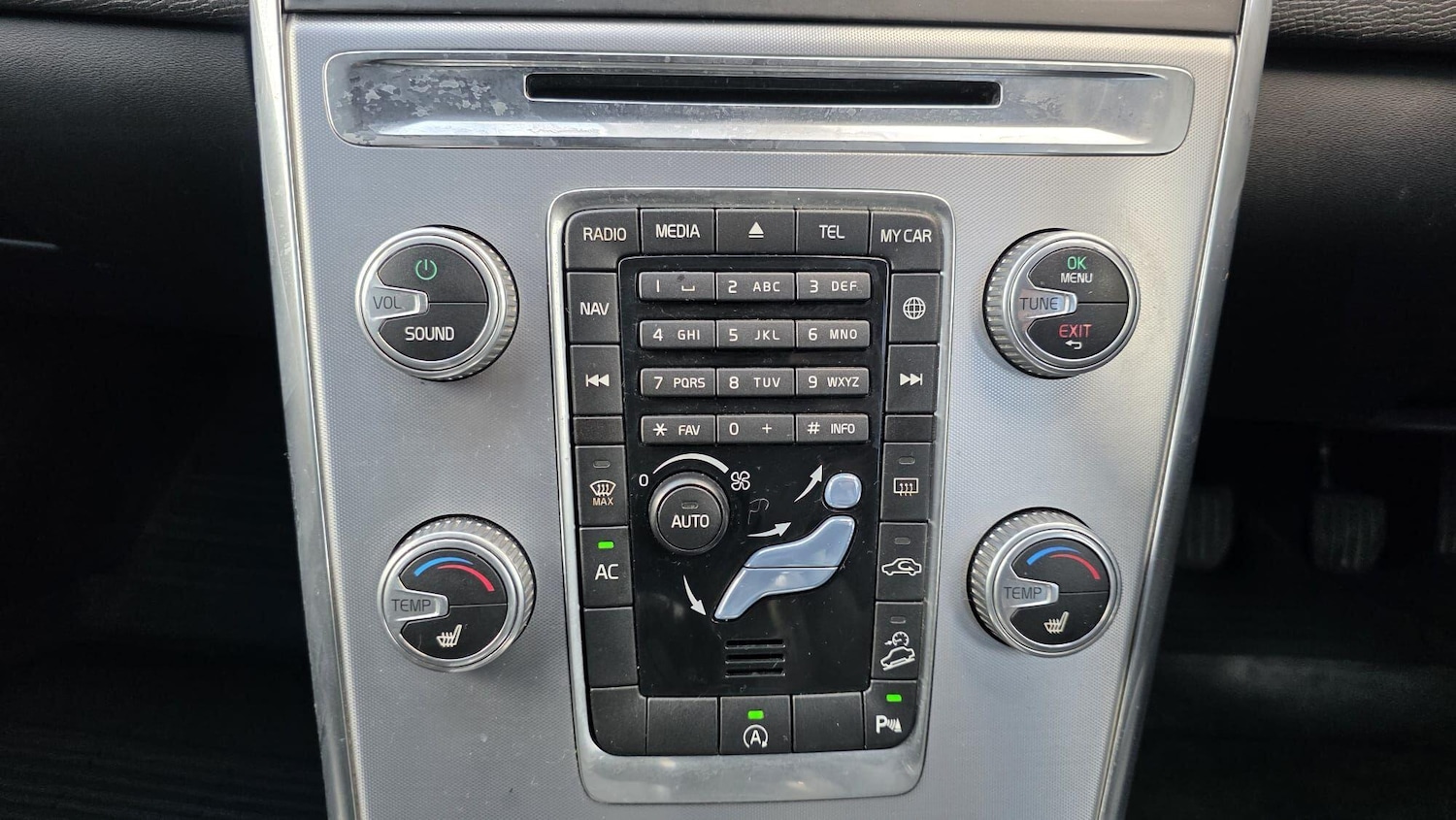 Used Volvo XC60 2016 for sale - 76380520: Photo 37