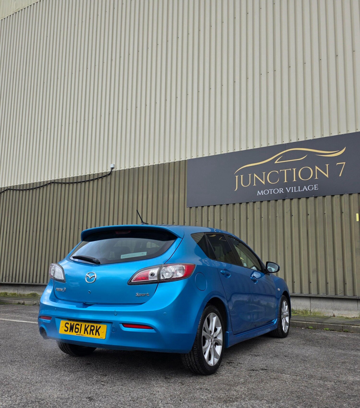 Used Mazda Mazda3 for sale - 77709847: Photo 12