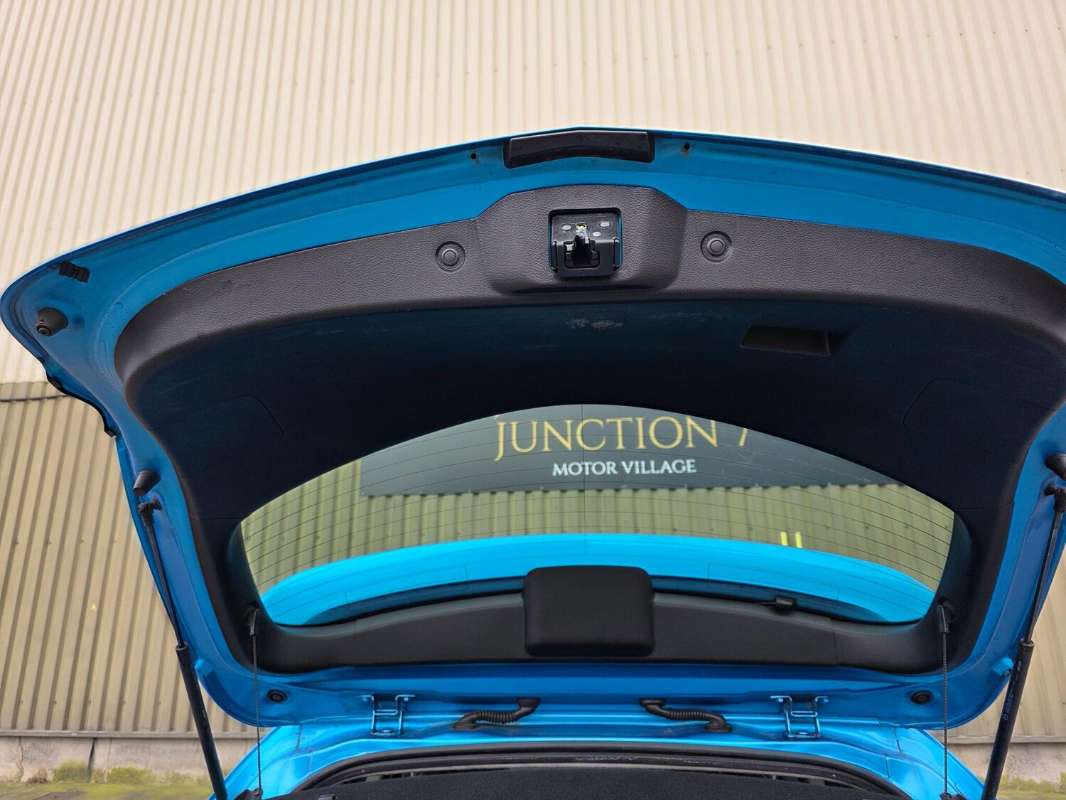 Used Mazda Mazda3 for sale - 77709847: Photo 16