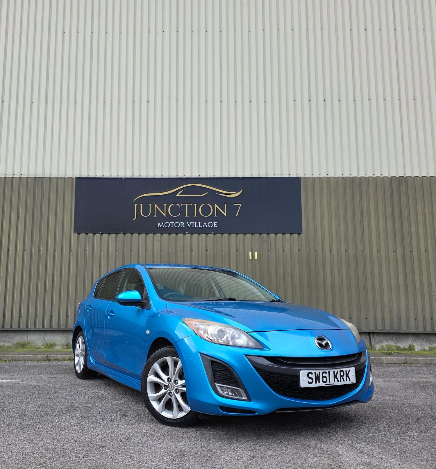 Used Mazda Mazda3 for sale - 77709847: Photo 2