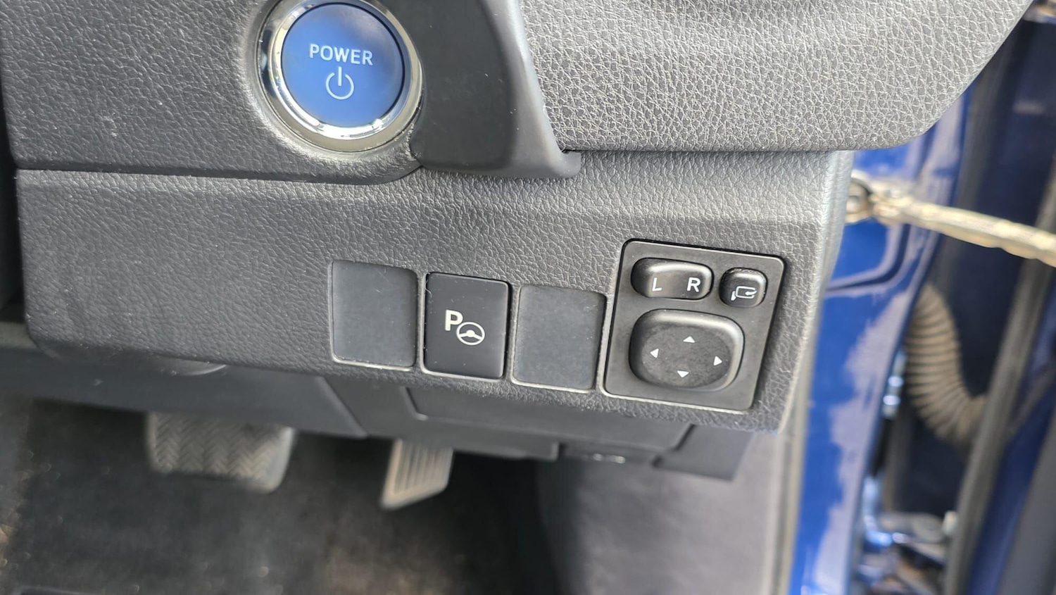 Vehicle 29