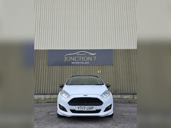 Used Ford Fiesta 2017 for sale - 79677582: Photo