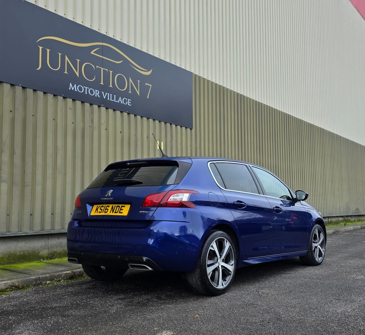 Used Peugeot 308 2016 for sale - 77029018: Photo 11