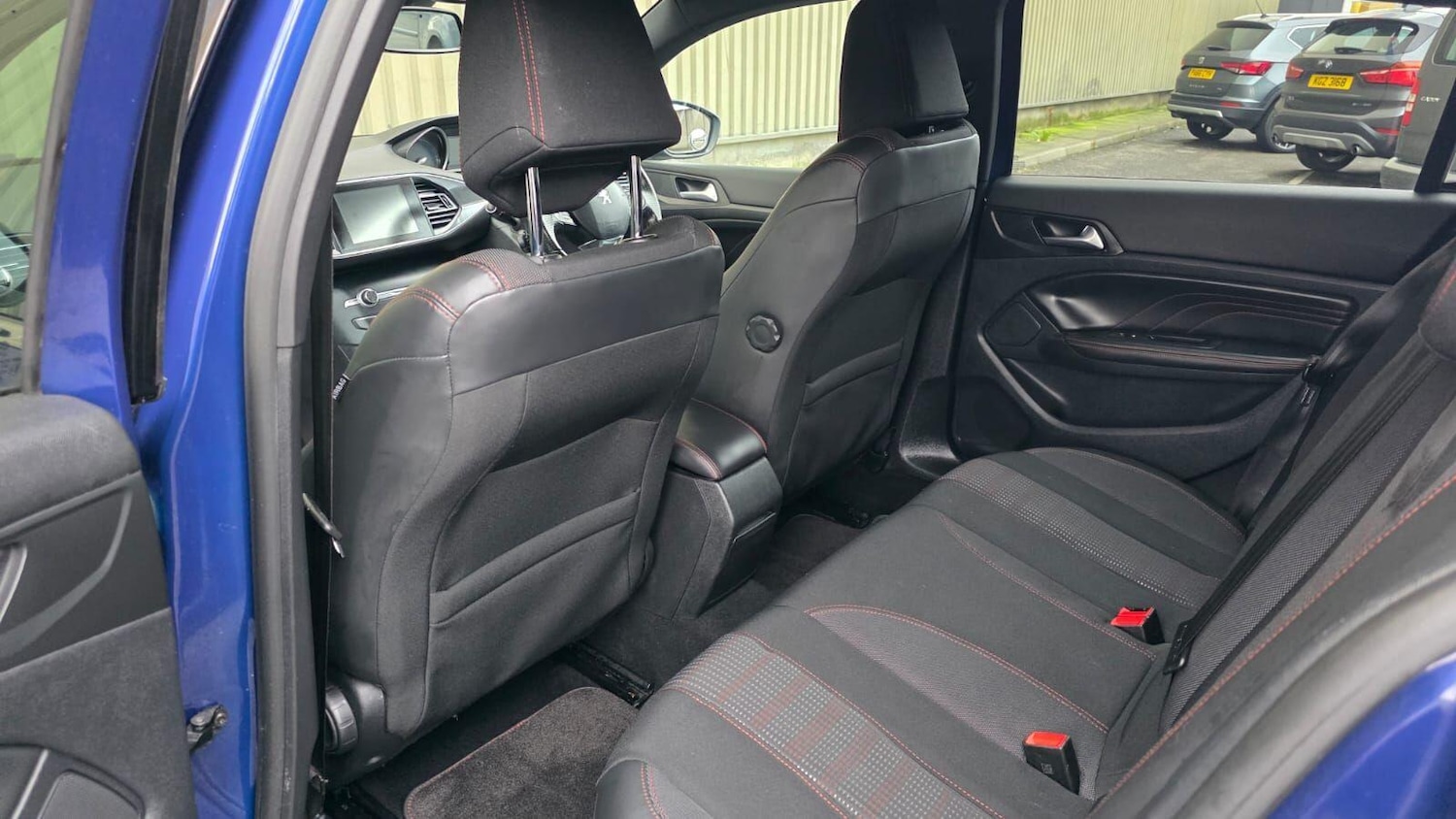 Used Peugeot 308 2016 for sale - 77029018: Photo 21