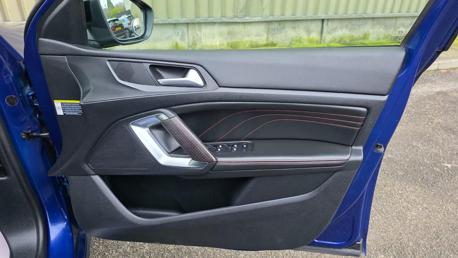 Used Peugeot 308 2016 for sale - 77029018: Photo 26