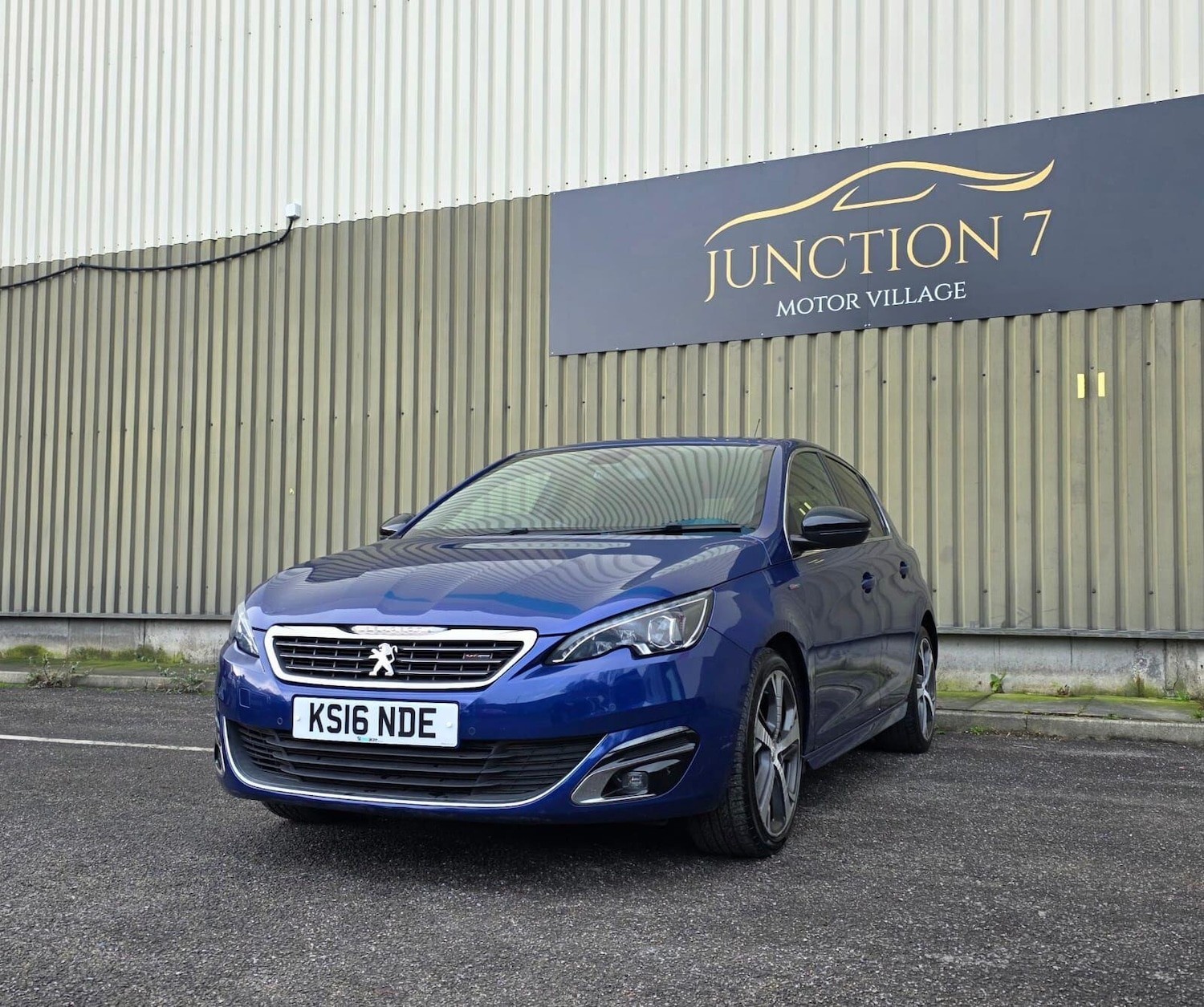 Used Peugeot 308 2016 for sale - 77029018: Photo 5