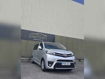 Used Toyota PROACE CITY Verso 2018 for sale - 78388072: Photo