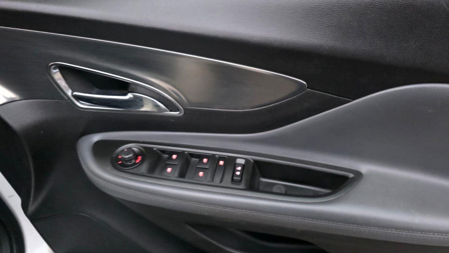 Used Vauxhall Mokka 2015 for sale - 76269805: Photo 25