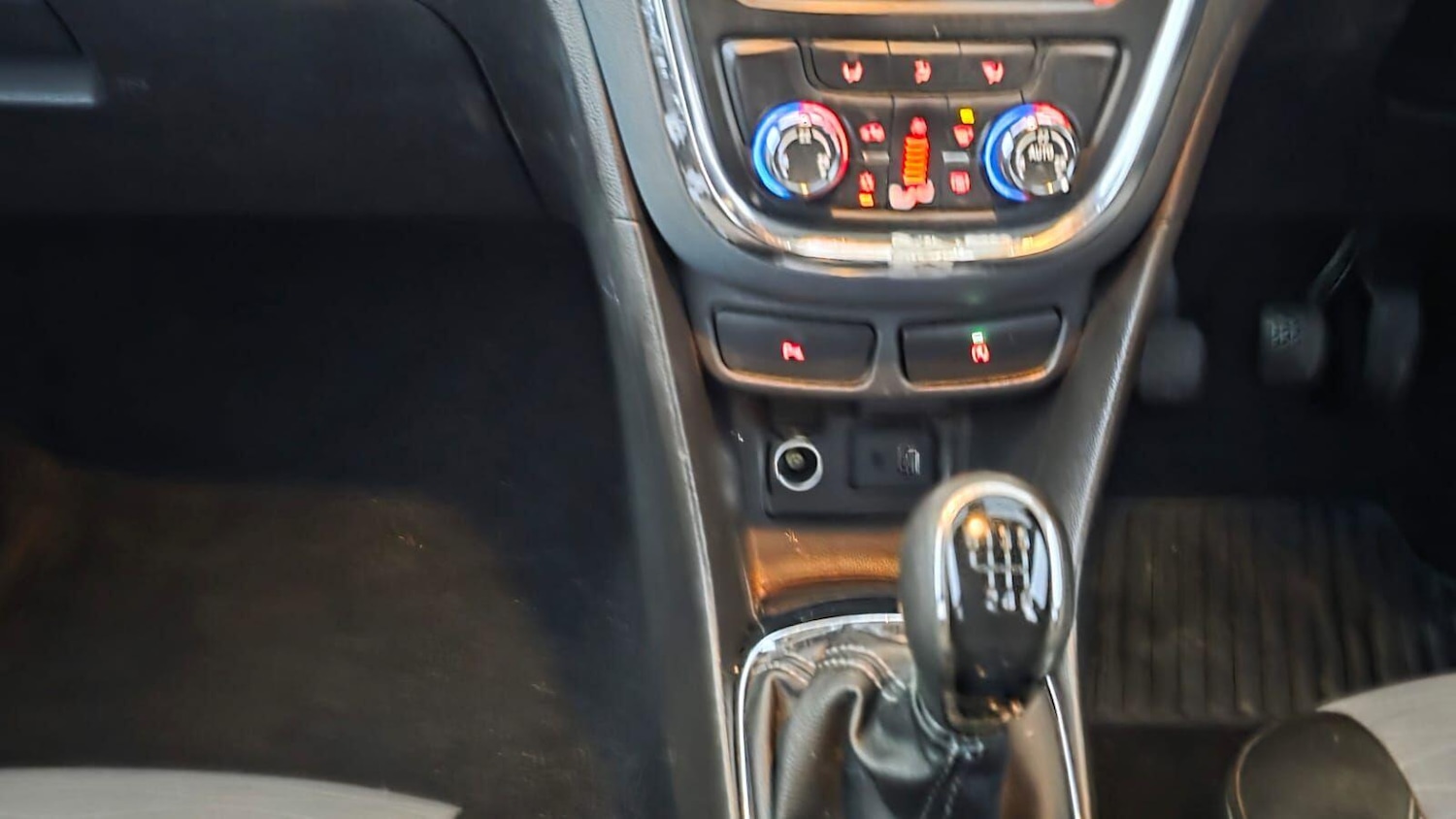 Used Vauxhall Mokka 2015 for sale - 76269805: Photo 30