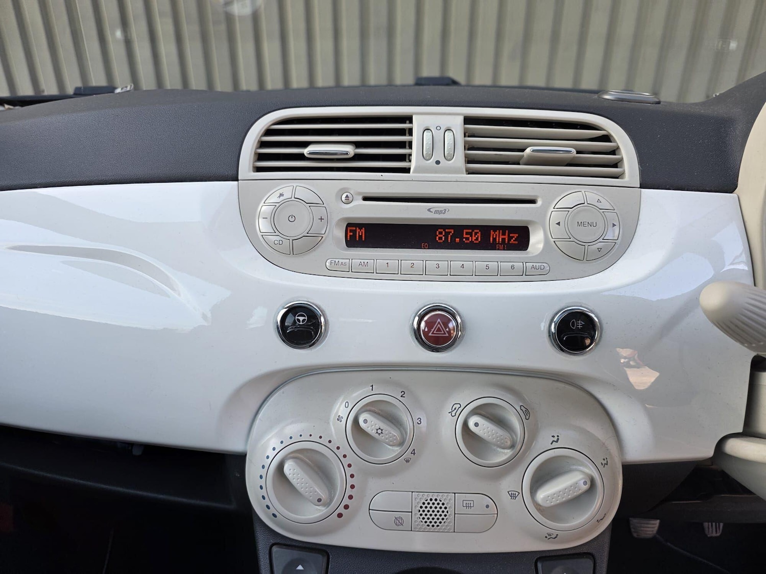 Used Fiat 500 2010 for sale - 77940019: Photo 28