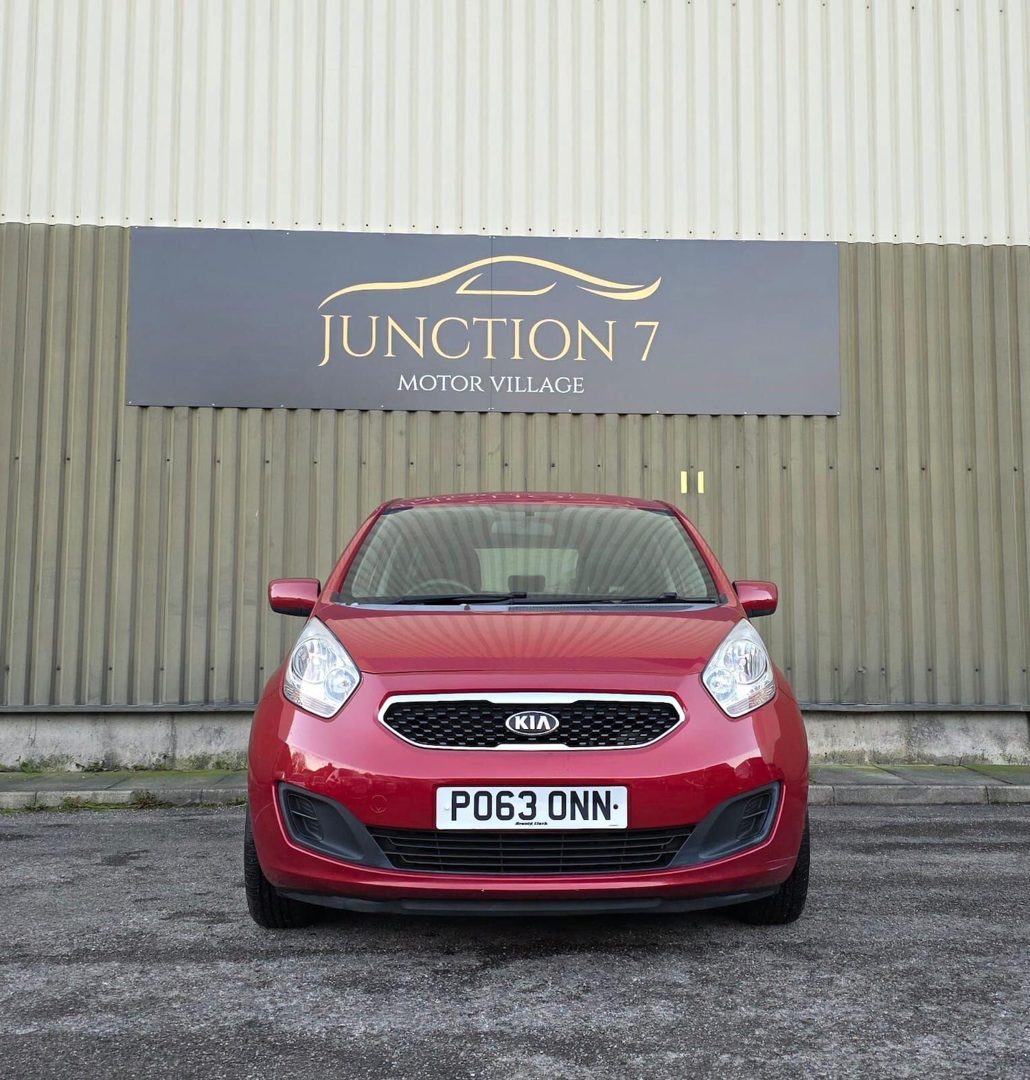 Used Kia Venga 2013 for sale - 76632749: Photo 4