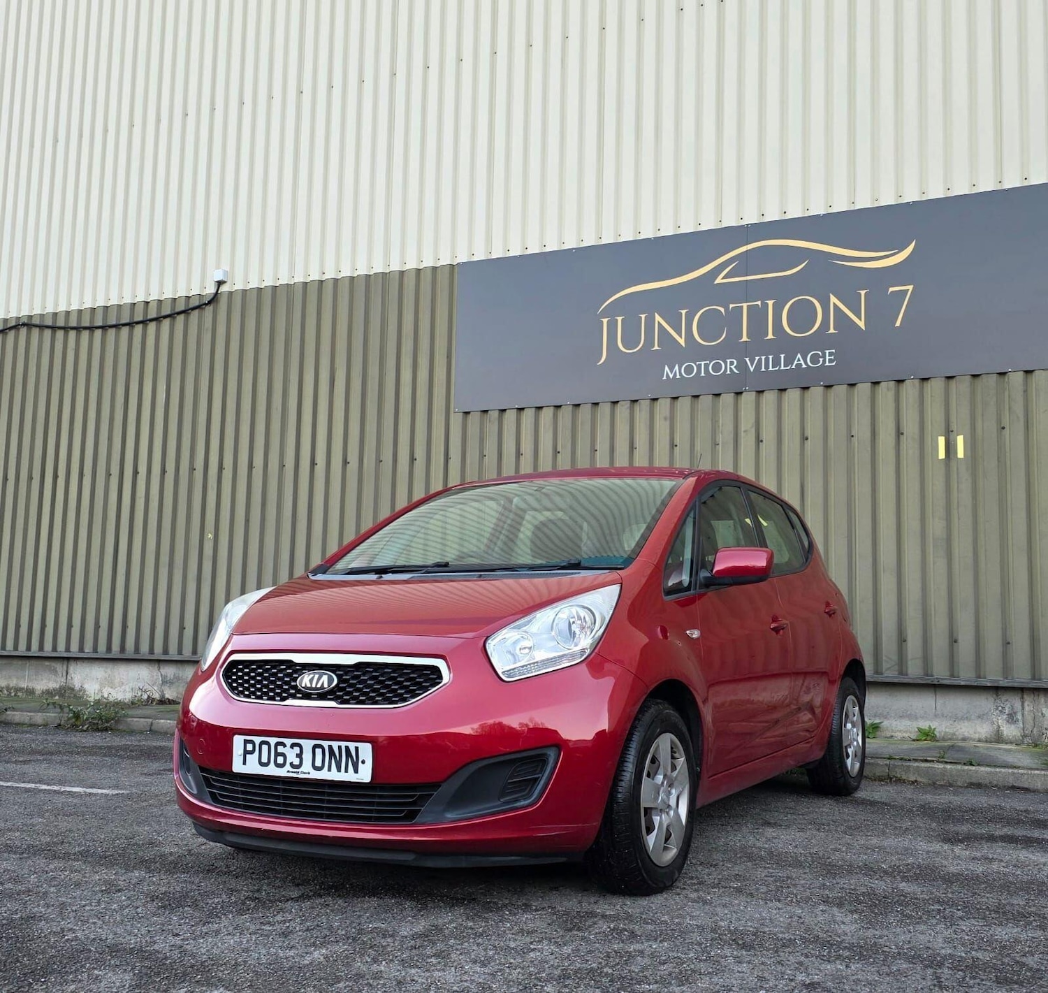 Used Kia Venga 2013 for sale - 76632749: Photo 5