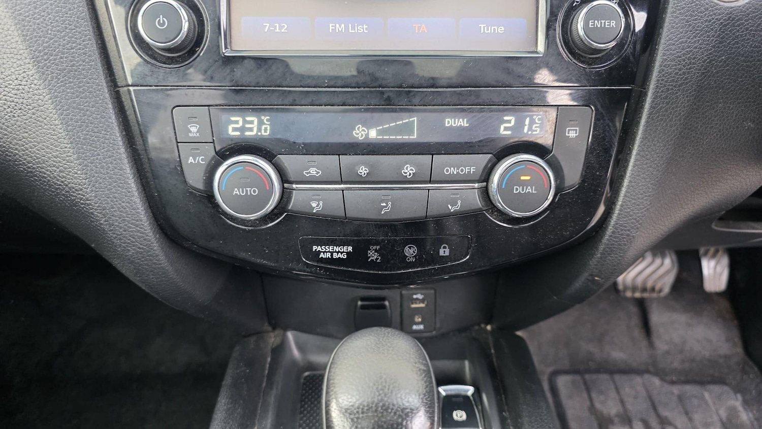 Vehicle 33