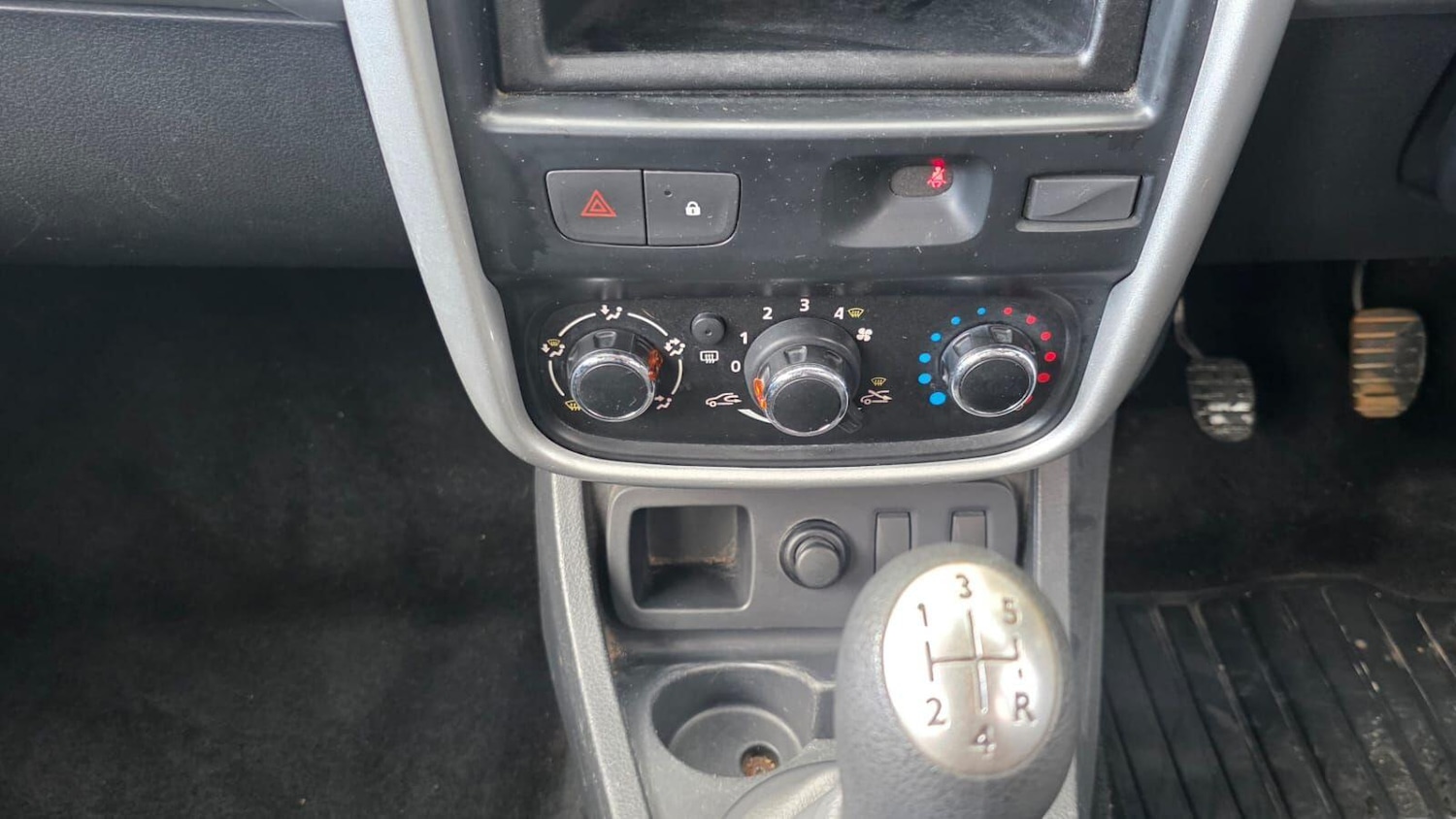 Used Dacia Duster 2014 for sale - 76522194: Photo 32