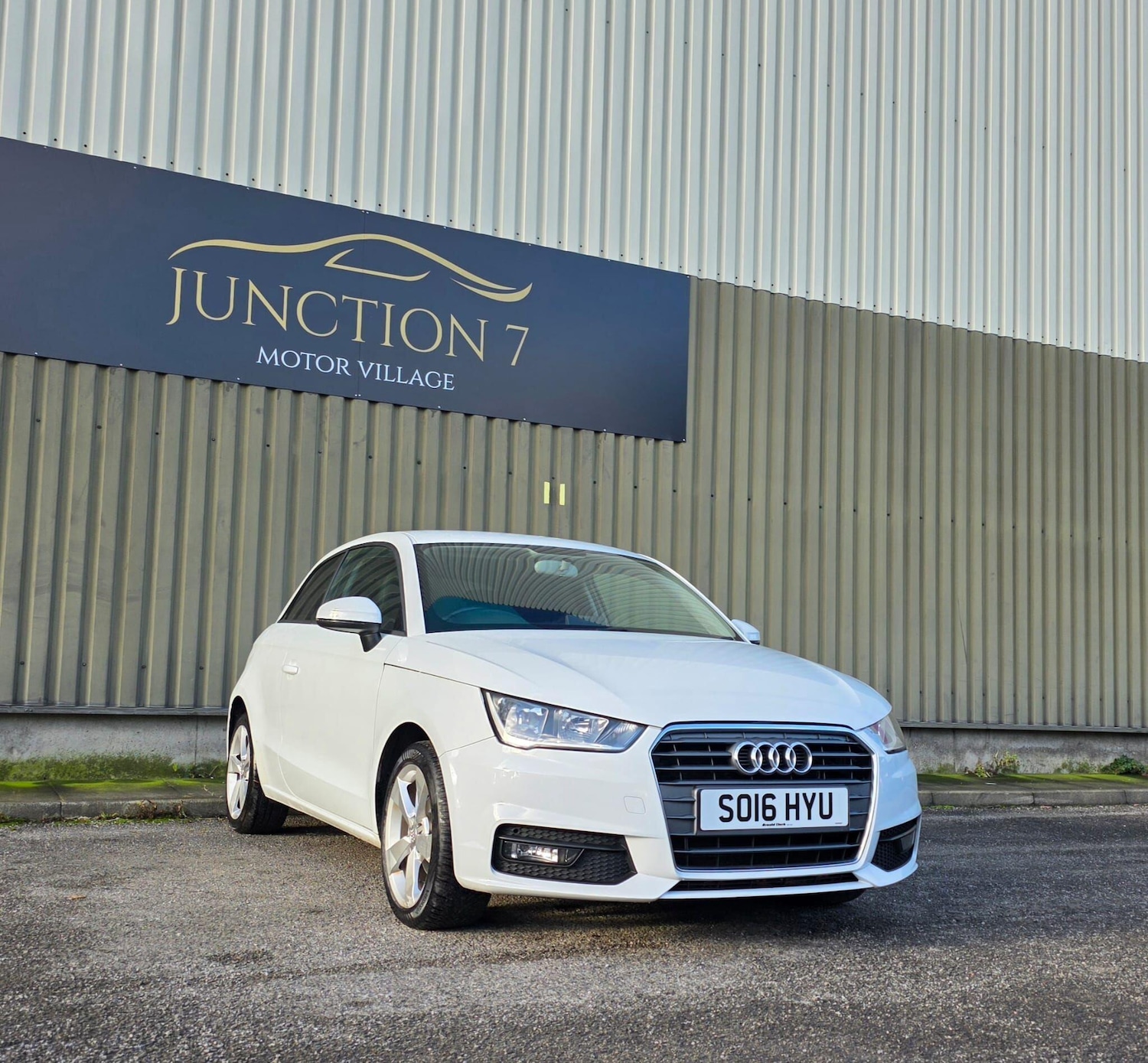 Used Audi A1 2016 for sale - 77016875: Photo 3
