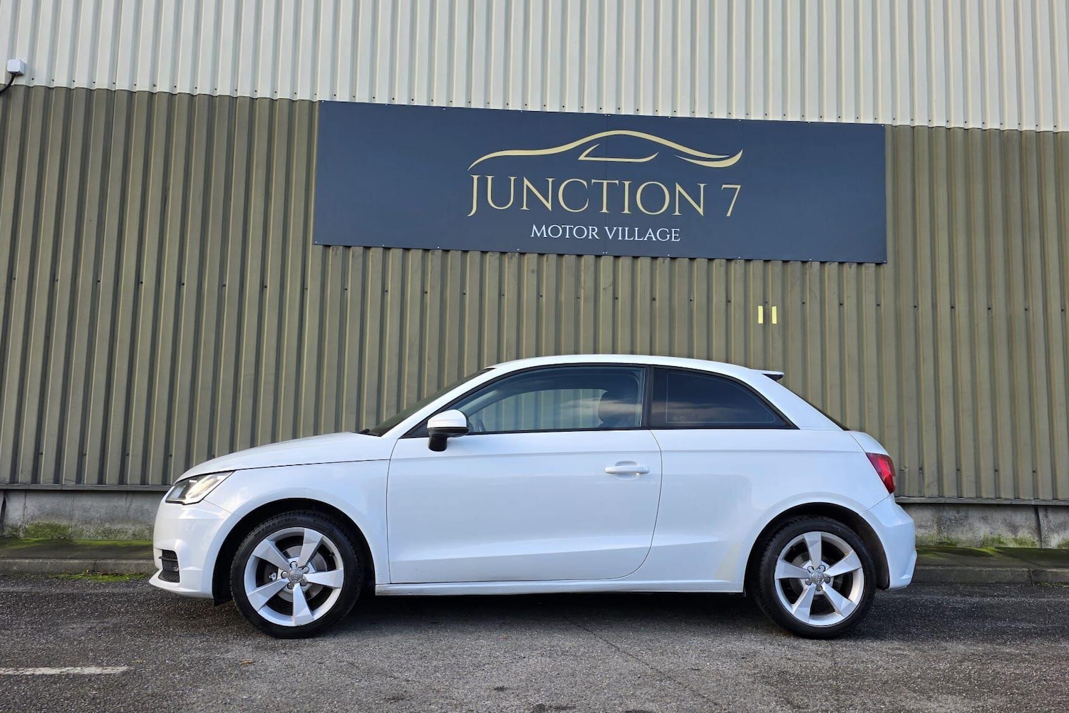 Used Audi A1 2016 for sale - 77016875: Photo 7