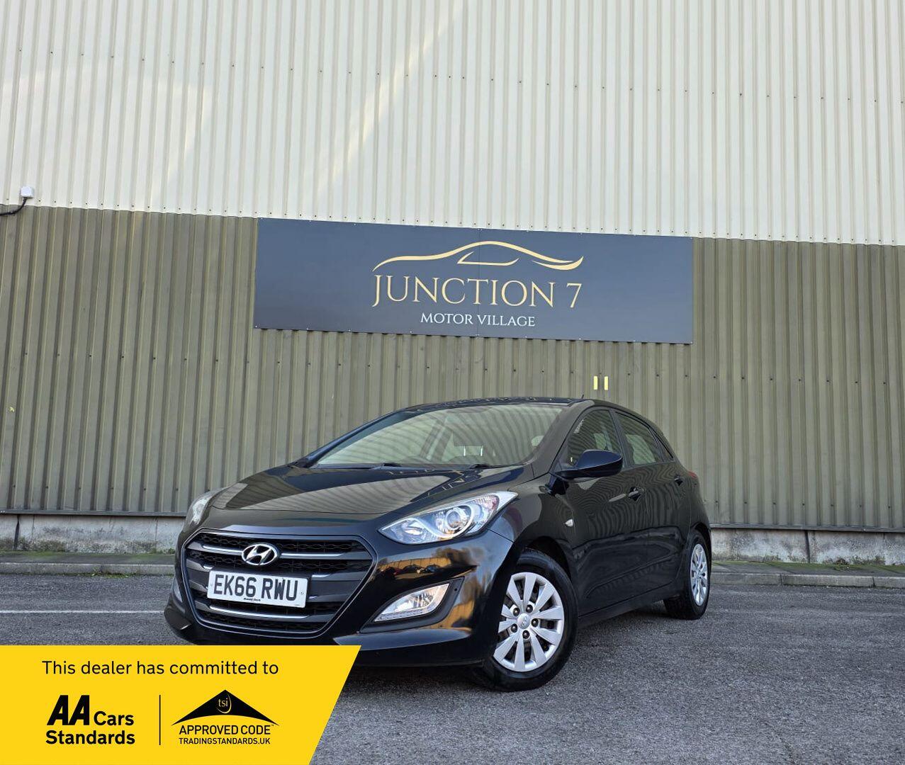 Used Hyundai i30 2016 for sale - 76645747: Photo 1