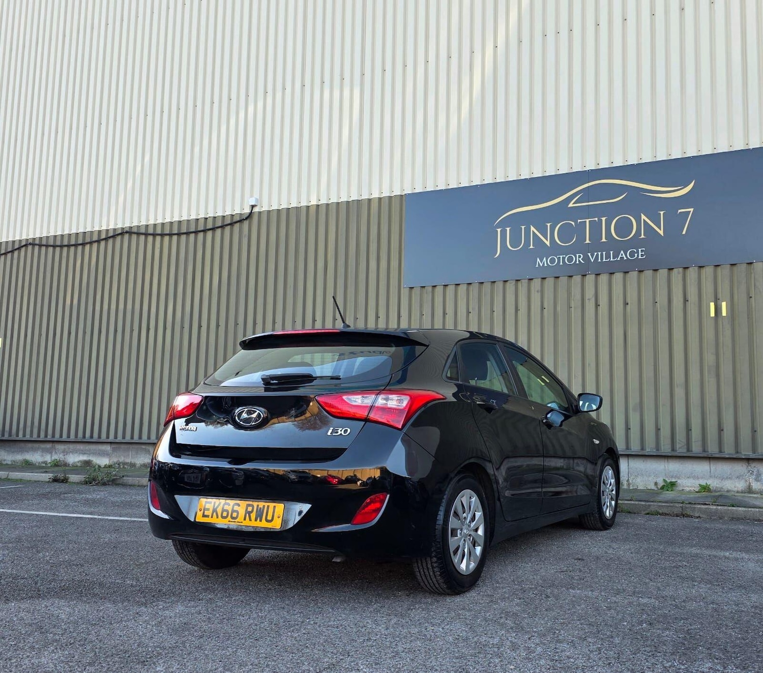 Used Hyundai i30 2016 for sale - 76645747: Photo 13