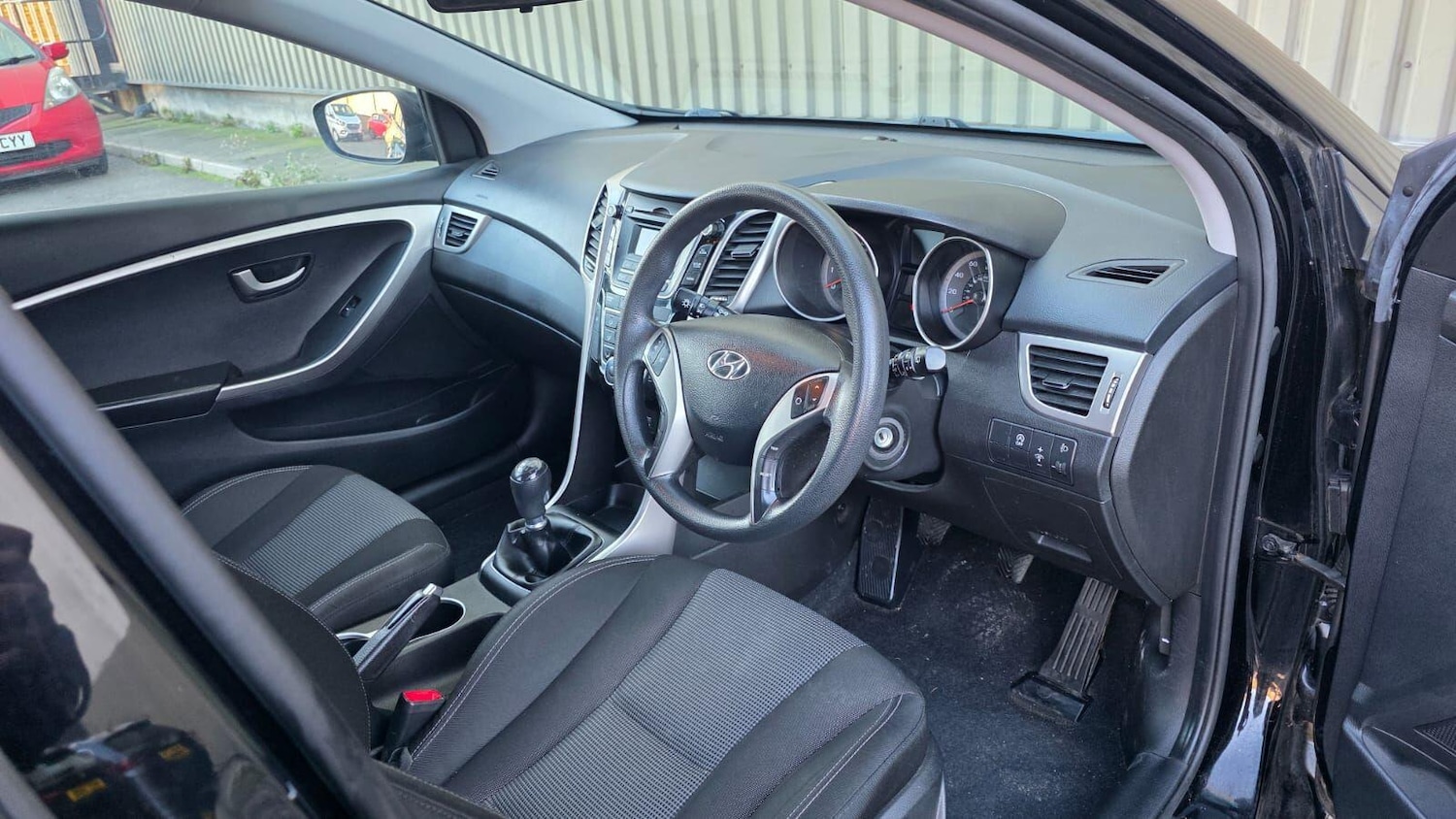 Used Hyundai i30 2016 for sale - 76645747: Photo 30