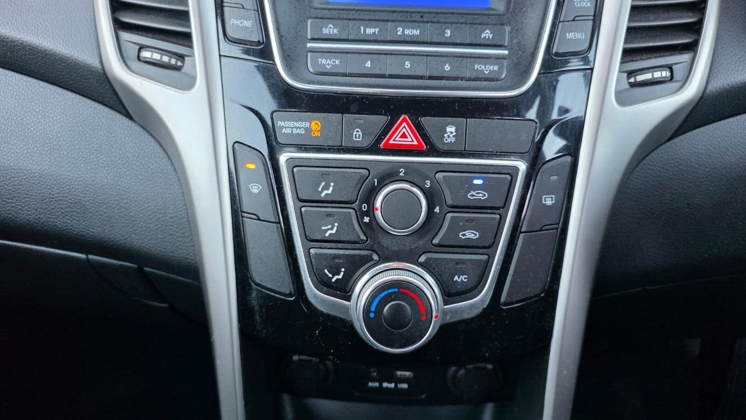 Used Hyundai i30 2016 for sale - 76645747: Photo 38