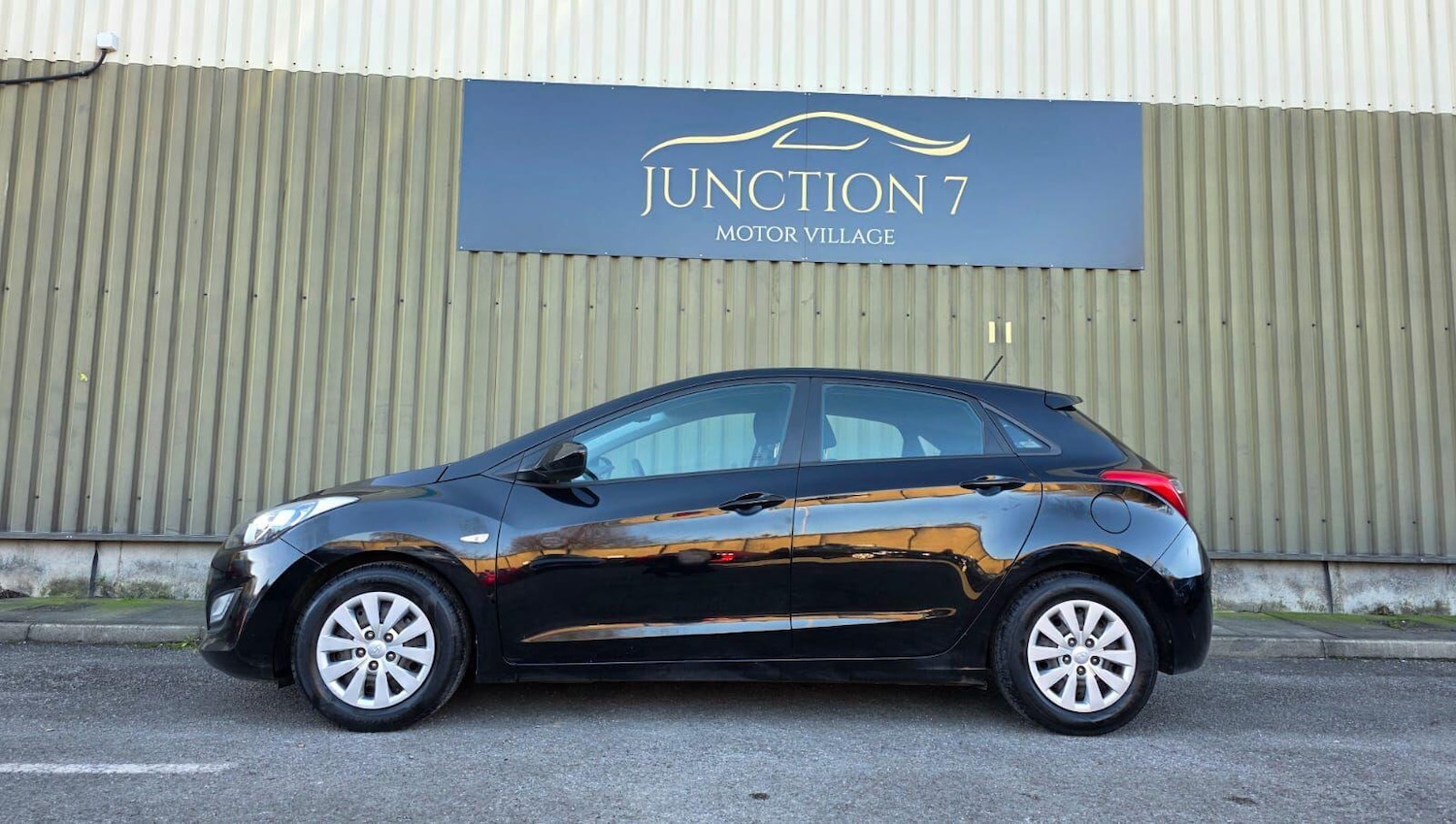 Used Hyundai i30 2016 for sale - 76645747: Photo 8