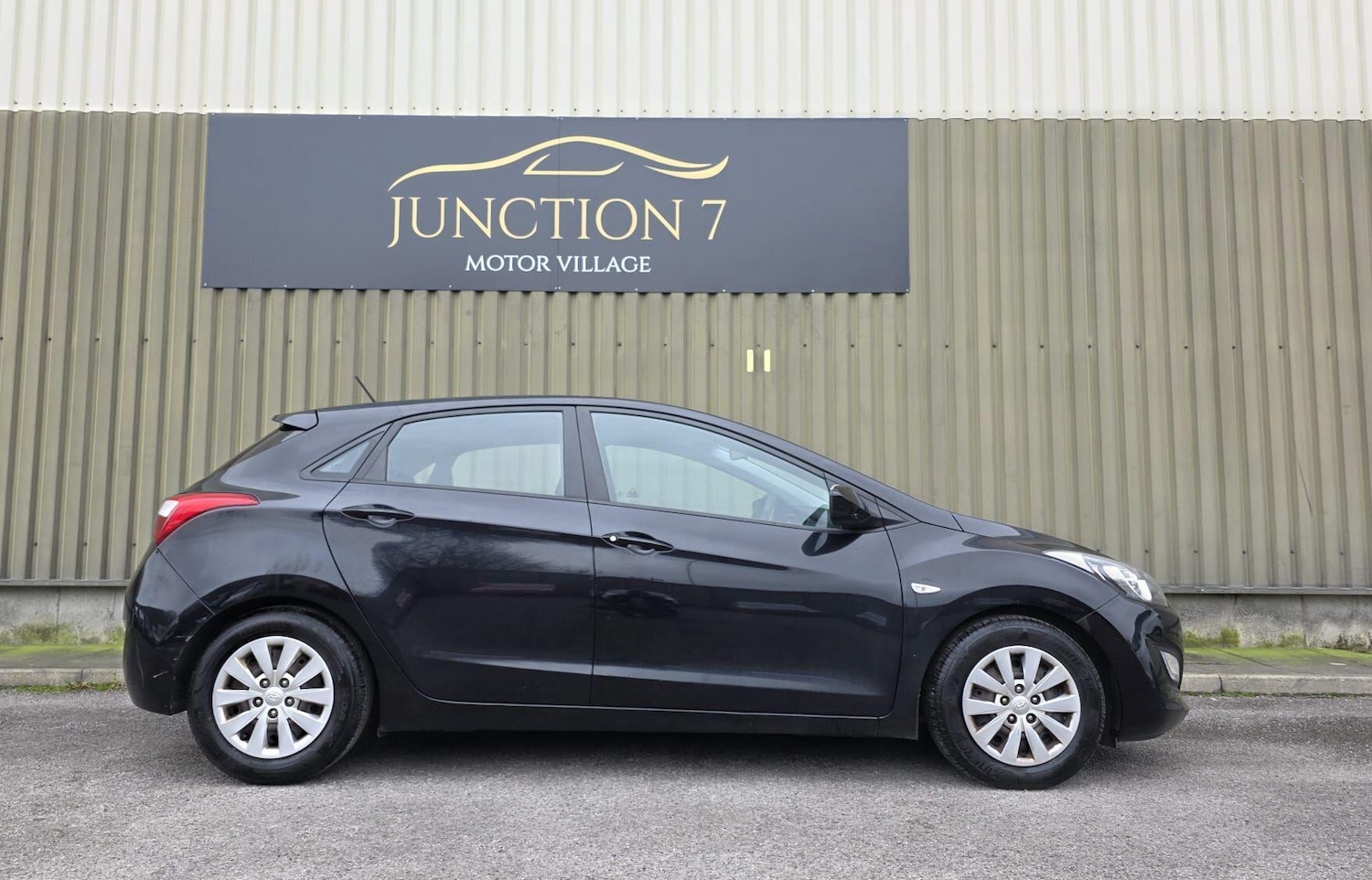 Used Hyundai i30 2015 for sale - 77330561: Photo 10