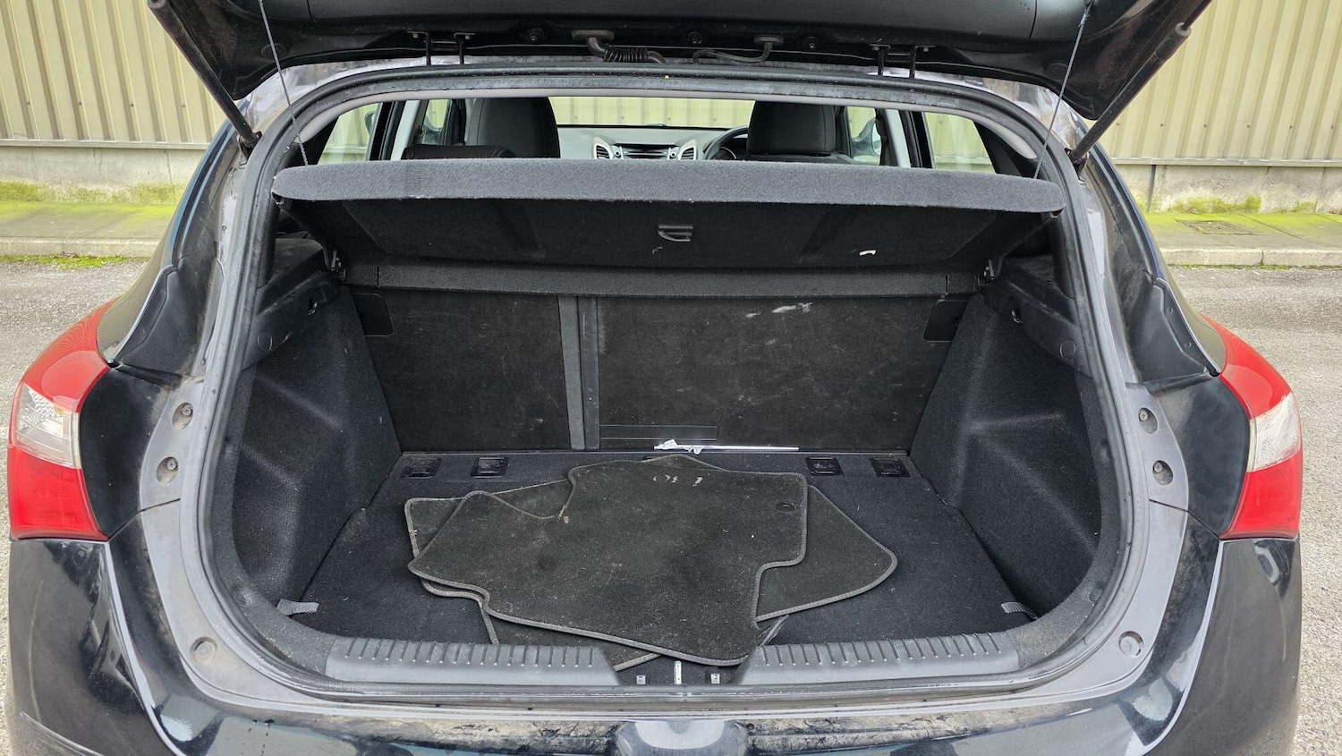 Used Hyundai i30 2015 for sale - 77330561: Photo 15