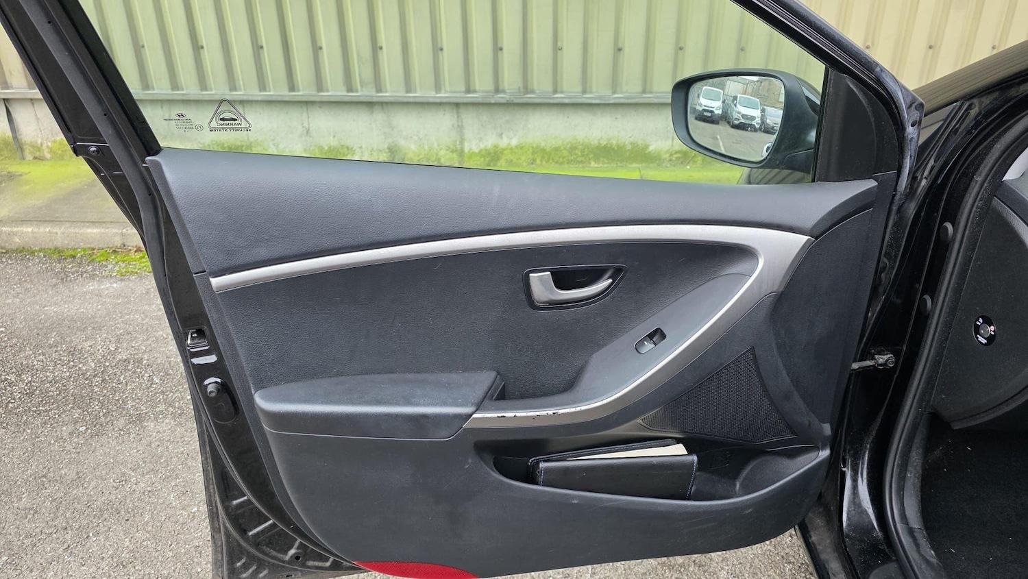 Used Hyundai i30 2015 for sale - 77330561: Photo 23