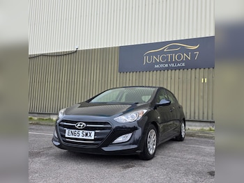 Used Hyundai i30 2015 for sale - 77330561: Photo