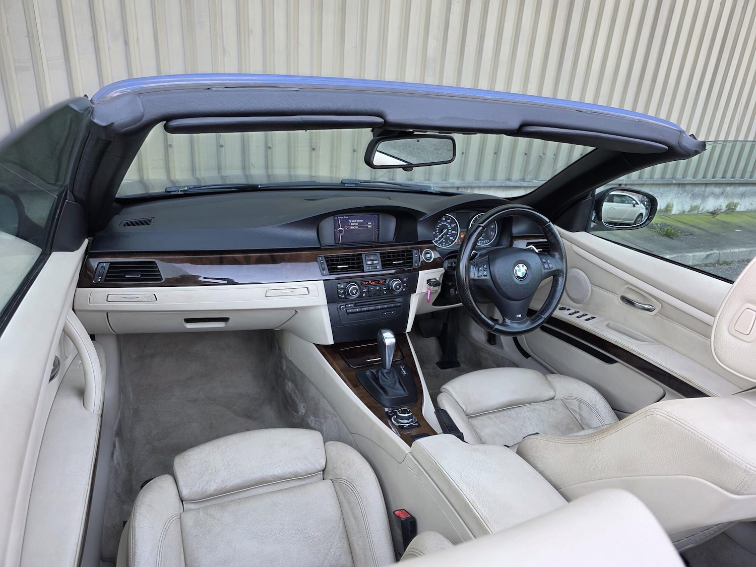 Used BMW 3 Series 2011 for sale - 77940020: Photo 30