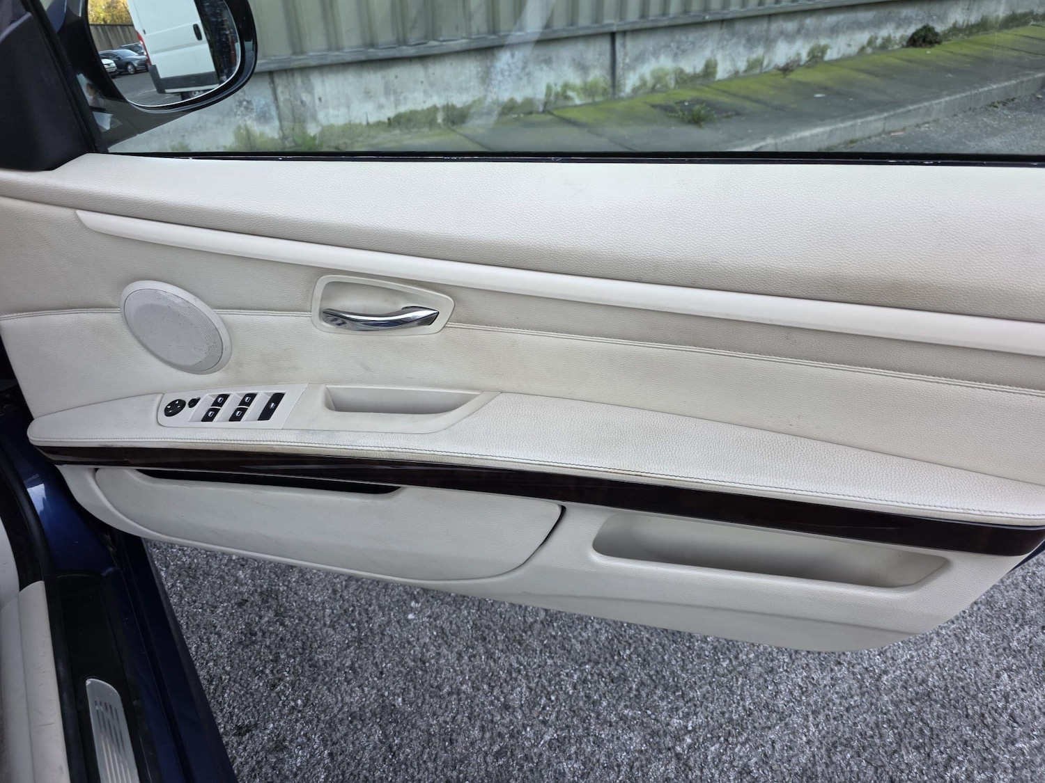 Used BMW 3 Series 2011 for sale - 77940020: Photo 36