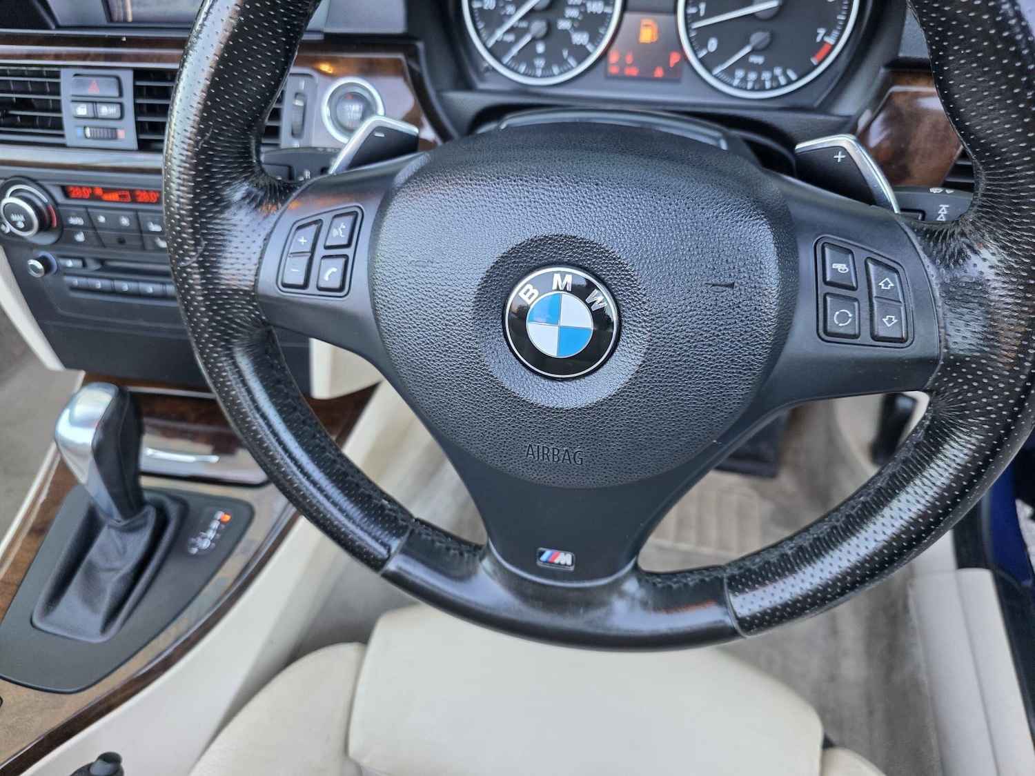 Used BMW 3 Series 2011 for sale - 77940020: Photo 44