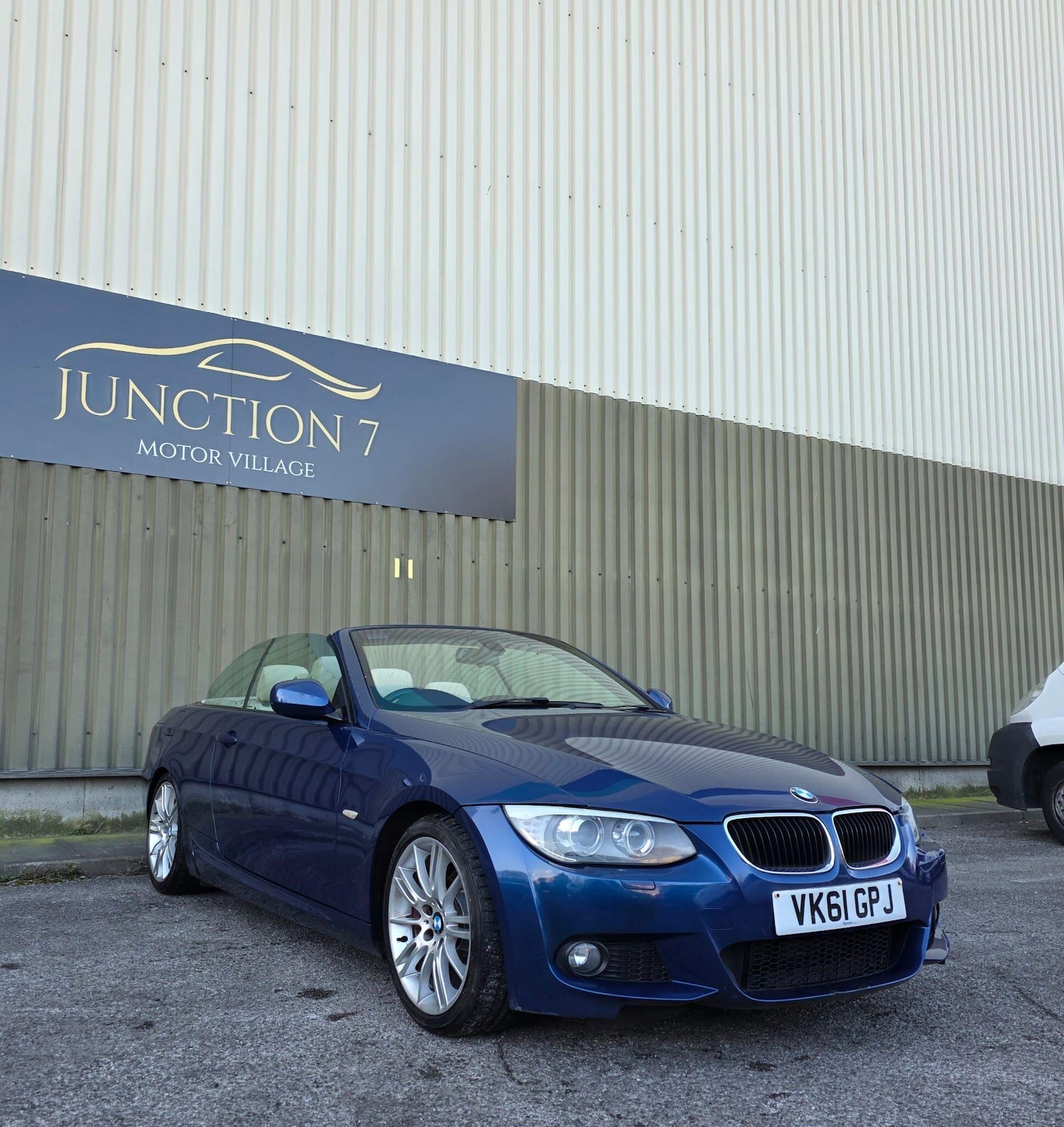 Used BMW 3 Series 2011 for sale - 77940020: Photo 9
