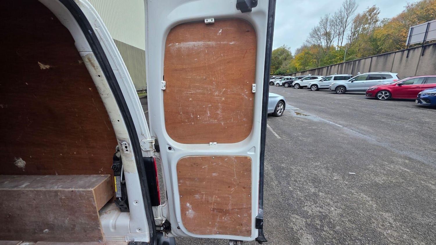 Used Volkswagen Caddy 2015 for sale - 76485349: Photo 16