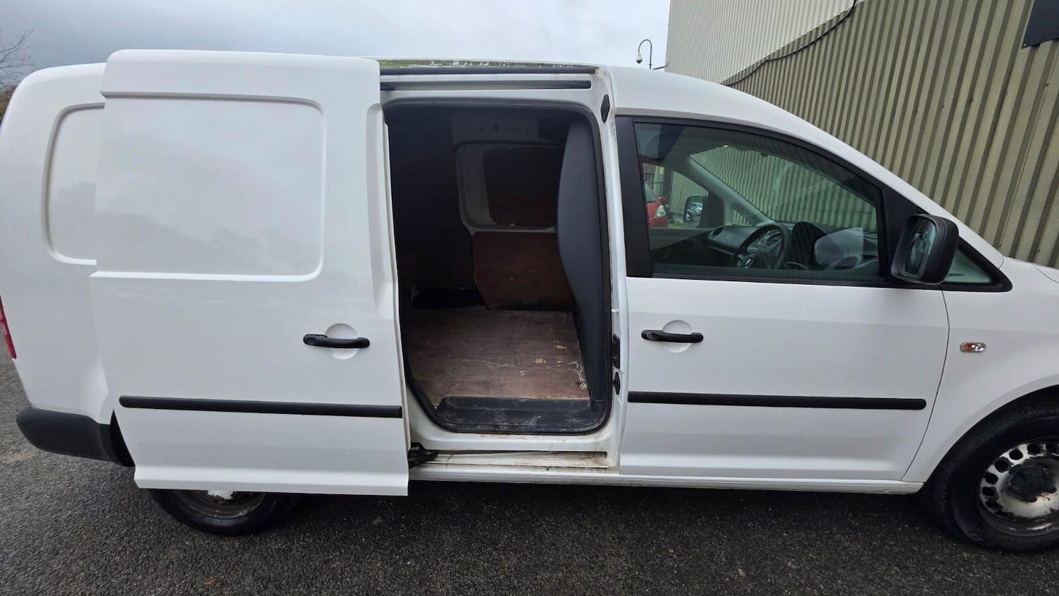 Used Volkswagen Caddy 2015 for sale - 76485349: Photo 18