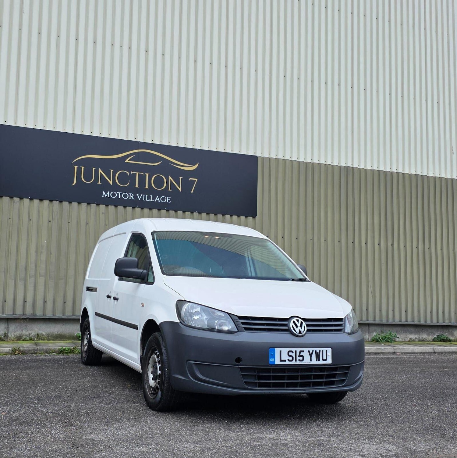Used Volkswagen Caddy 2015 for sale - 76485349: Photo 2