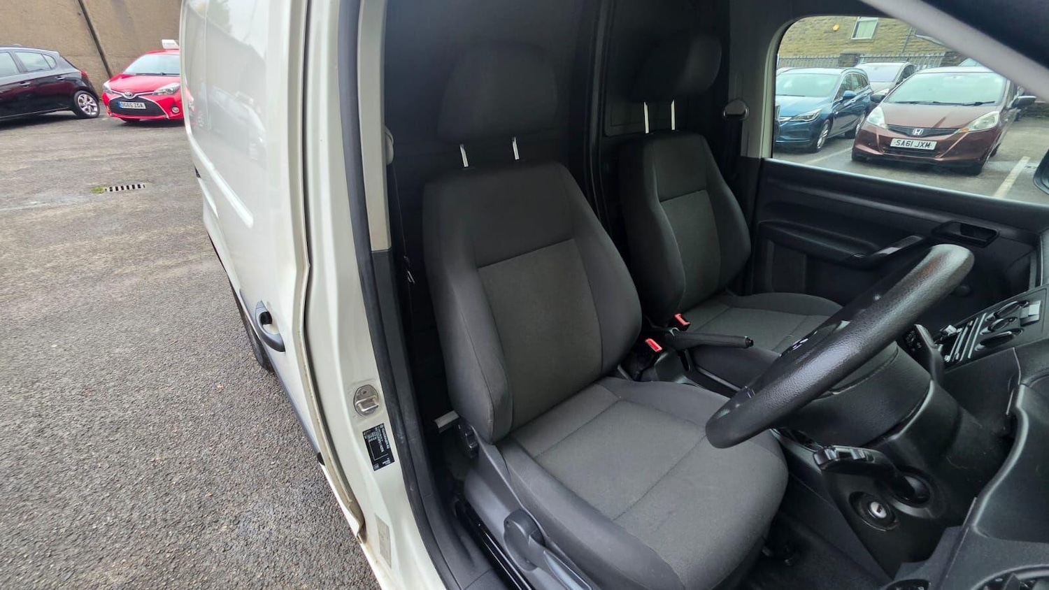 Used Volkswagen Caddy 2015 for sale - 76485349: Photo 24