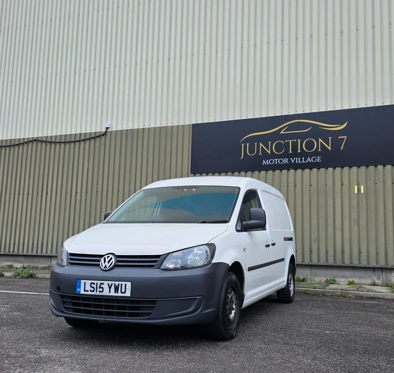 Used Volkswagen Caddy 2015 for sale - 76485349: Photo 4