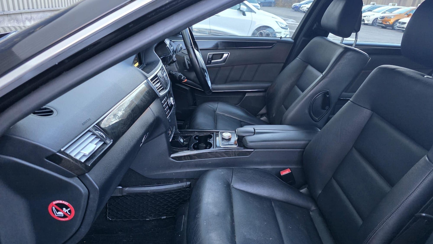 Used Mercedes-Benz E Class 2012 for sale - 77377379: Photo 25