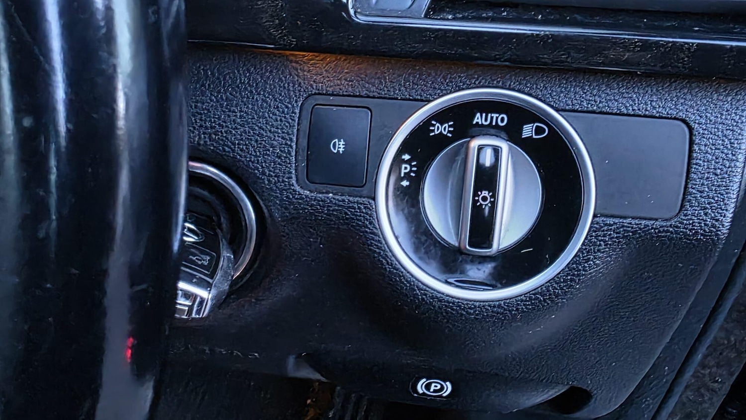 Used Mercedes-Benz E Class 2012 for sale - 77377379: Photo 34