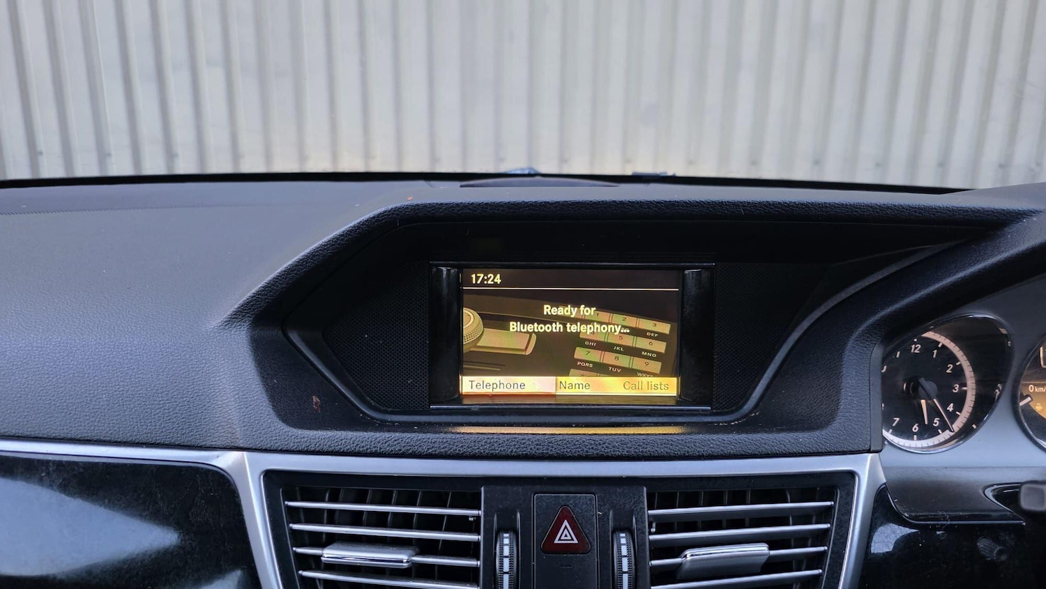 Used Mercedes-Benz E Class 2012 for sale - 77377379: Photo 35