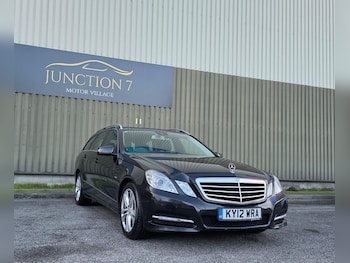 Used Mercedes-Benz E Class 2012 for sale - 77377379: Photo