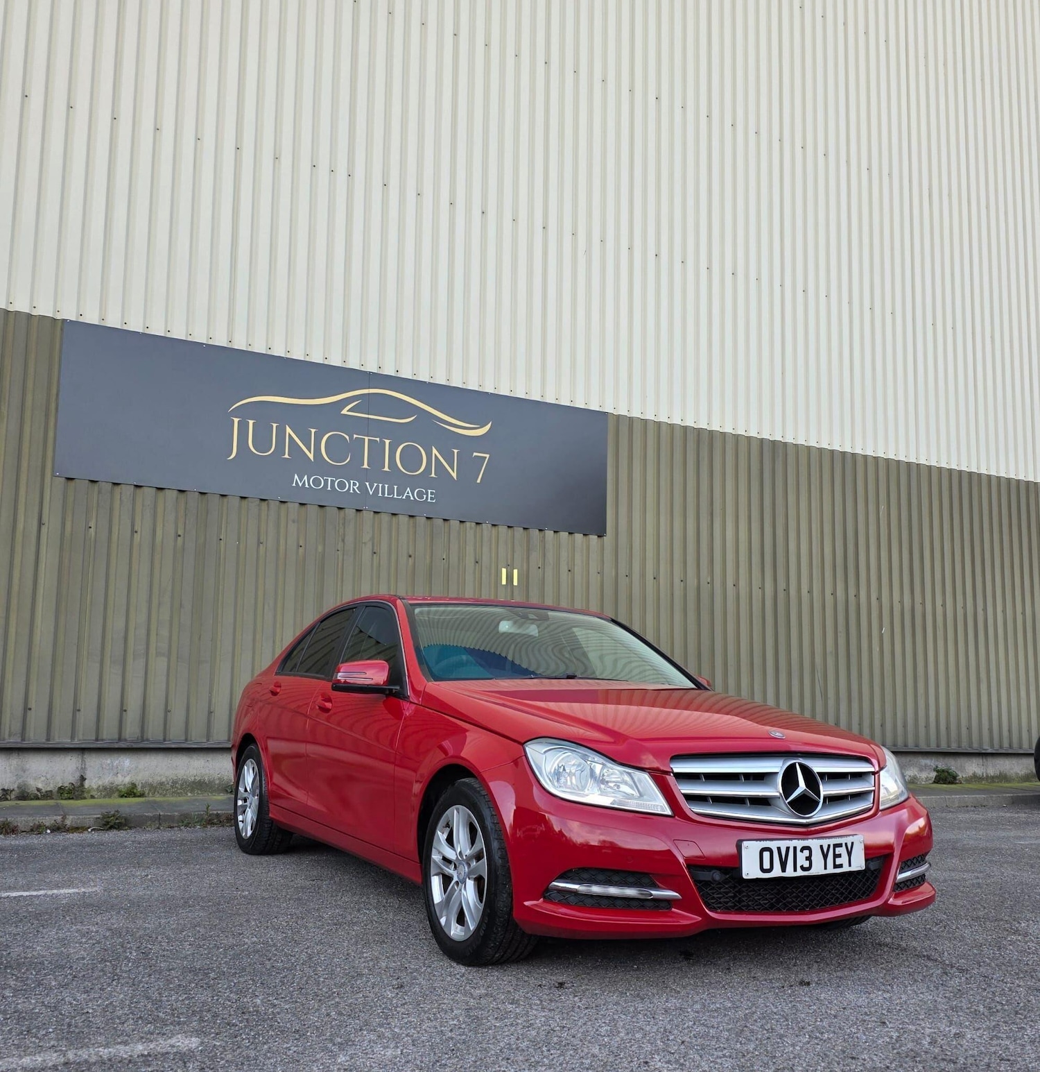 Used Mercedes-Benz C Class 2013 for sale - 78157743: Photo 3