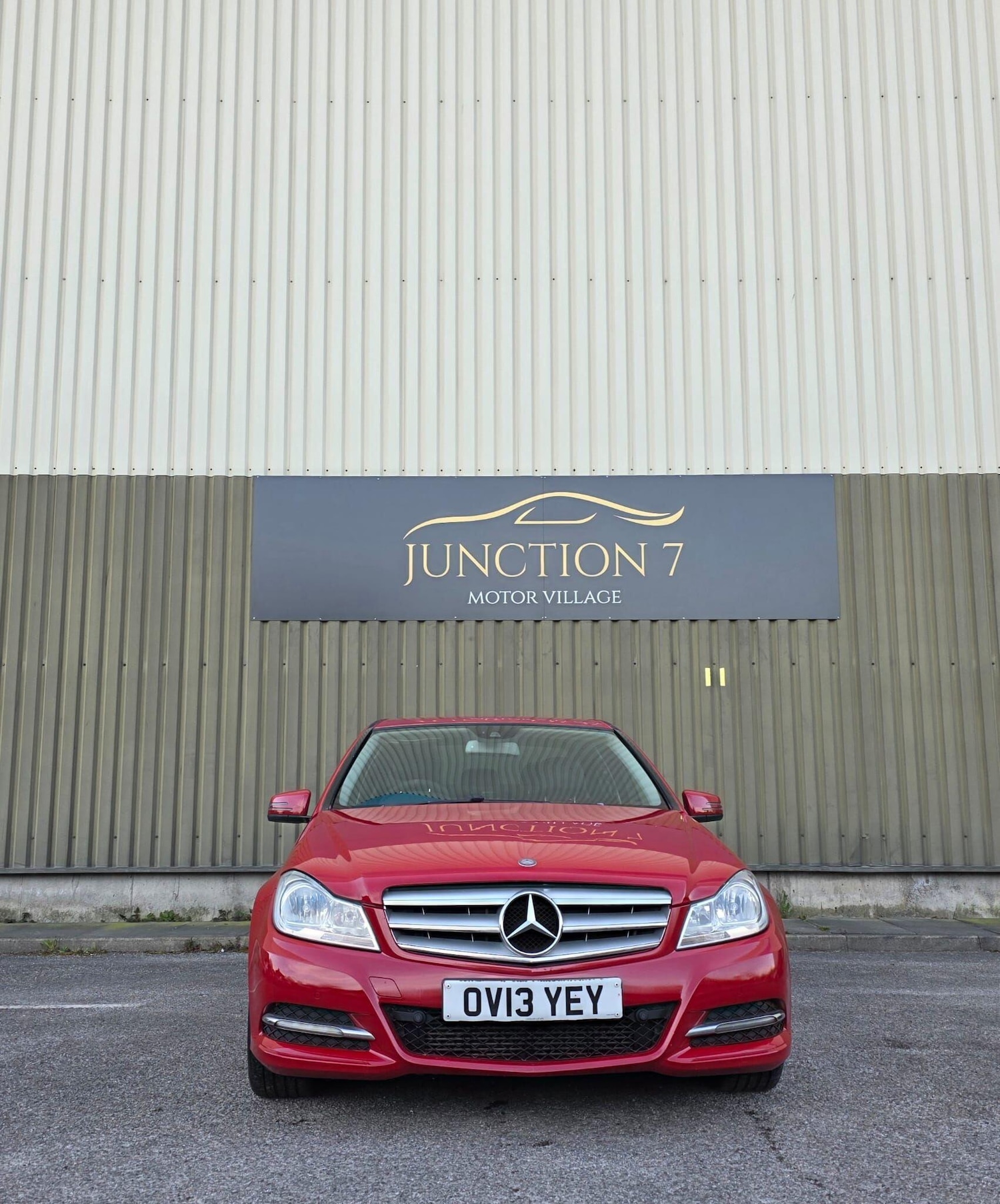 Used Mercedes-Benz C Class 2013 for sale - 78157743: Photo 4