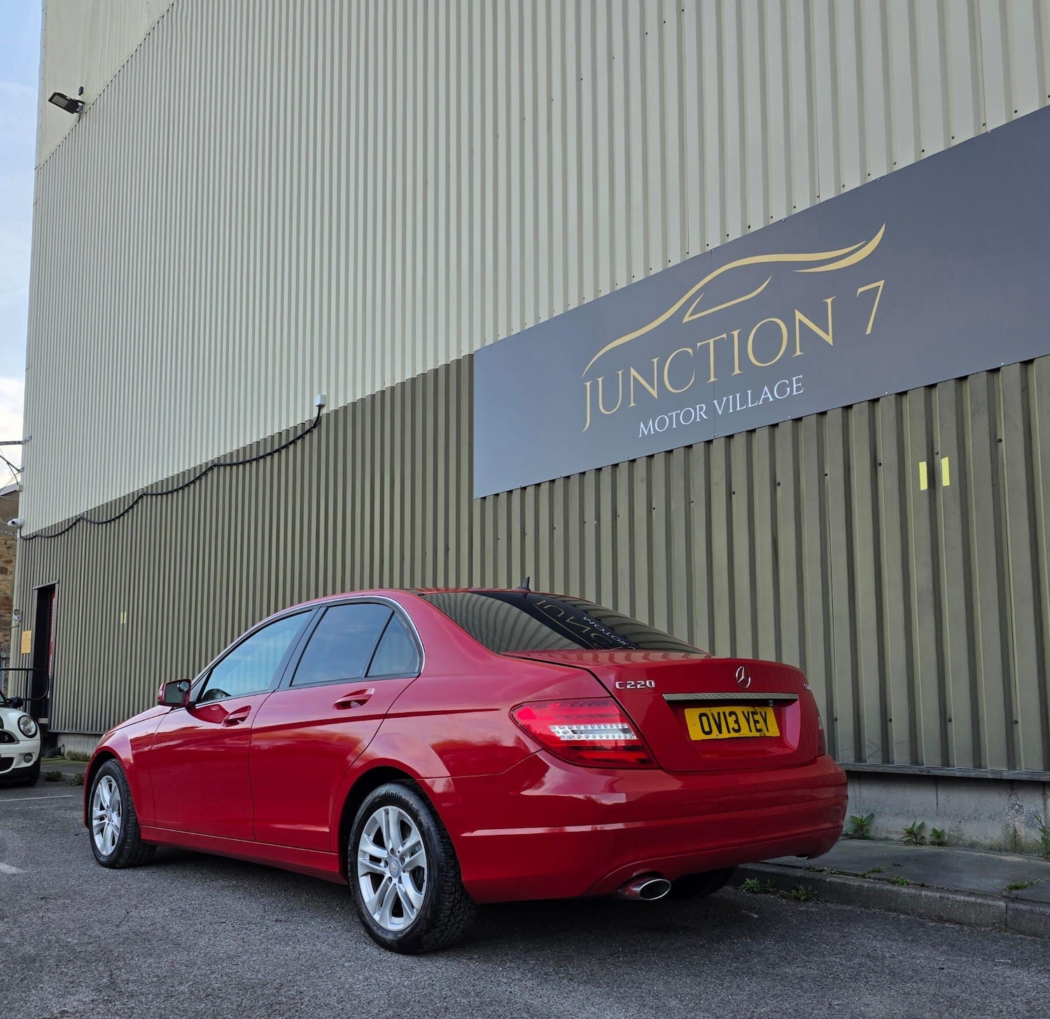 Used Mercedes-Benz C Class 2013 for sale - 78157743: Photo 8