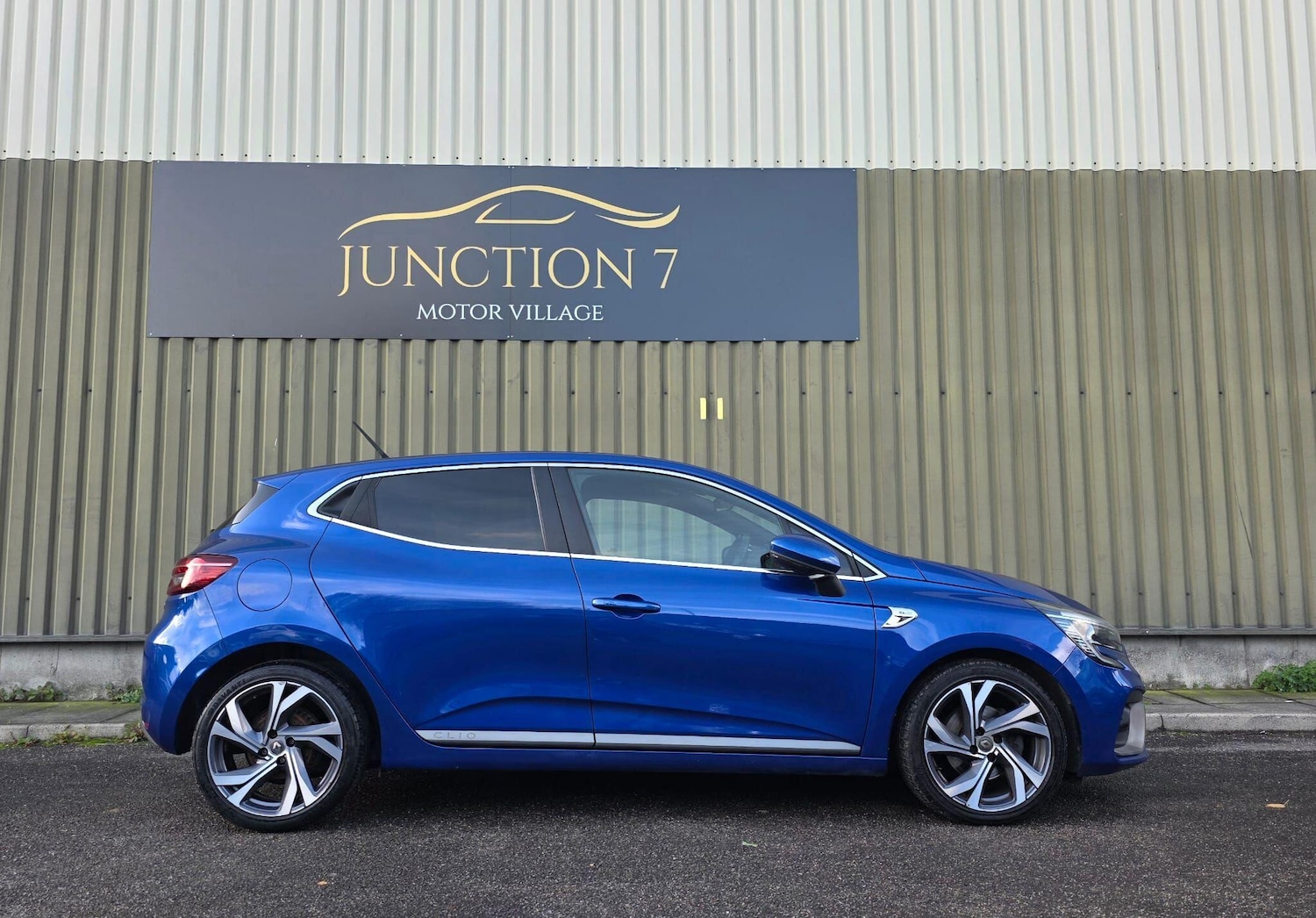 Used Renault Clio 2020 for sale - 76409588: Photo 10
