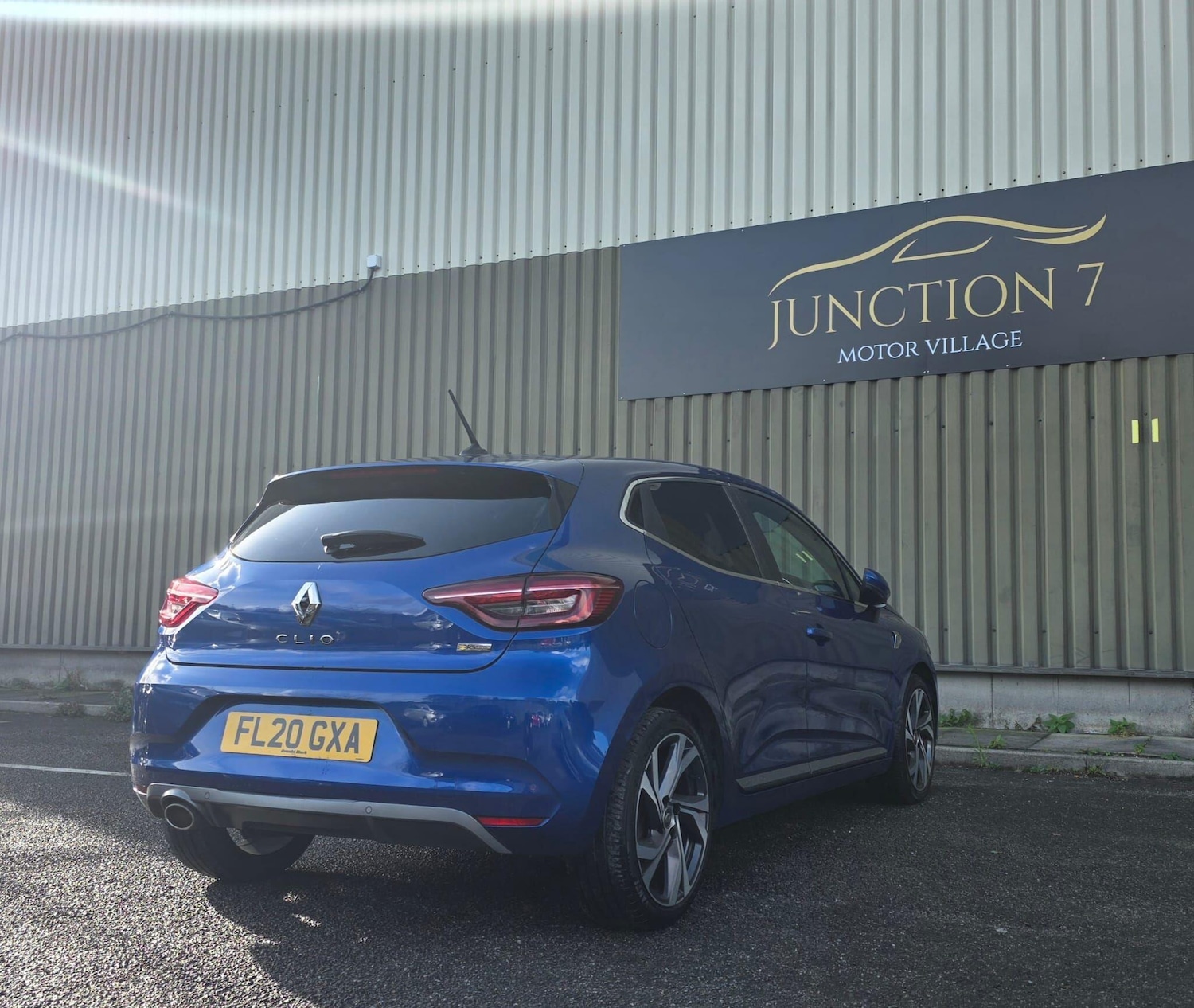 Used Renault Clio 2020 for sale - 76409588: Photo 12